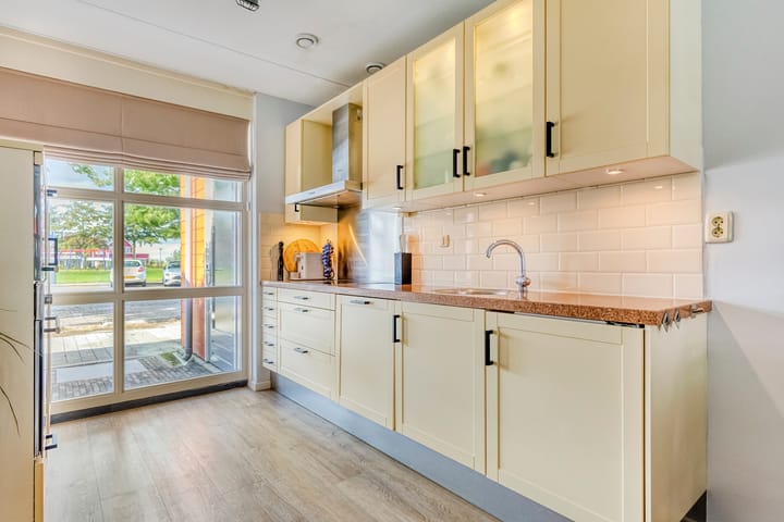 Tussenwoning te koop: De Dauwkade 21, Rosmalen