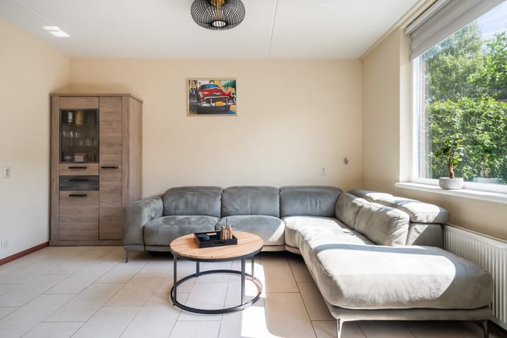 Tussenwoning te koop: Parklaan 62, Pijnacker