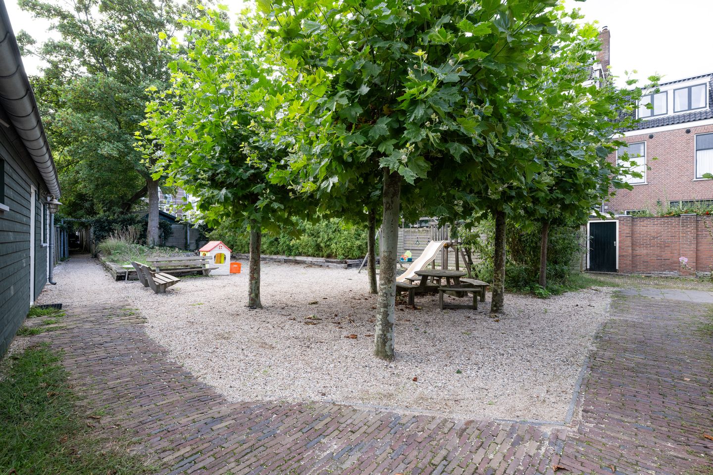 Photo 25 of Kennemerstraat 3-B