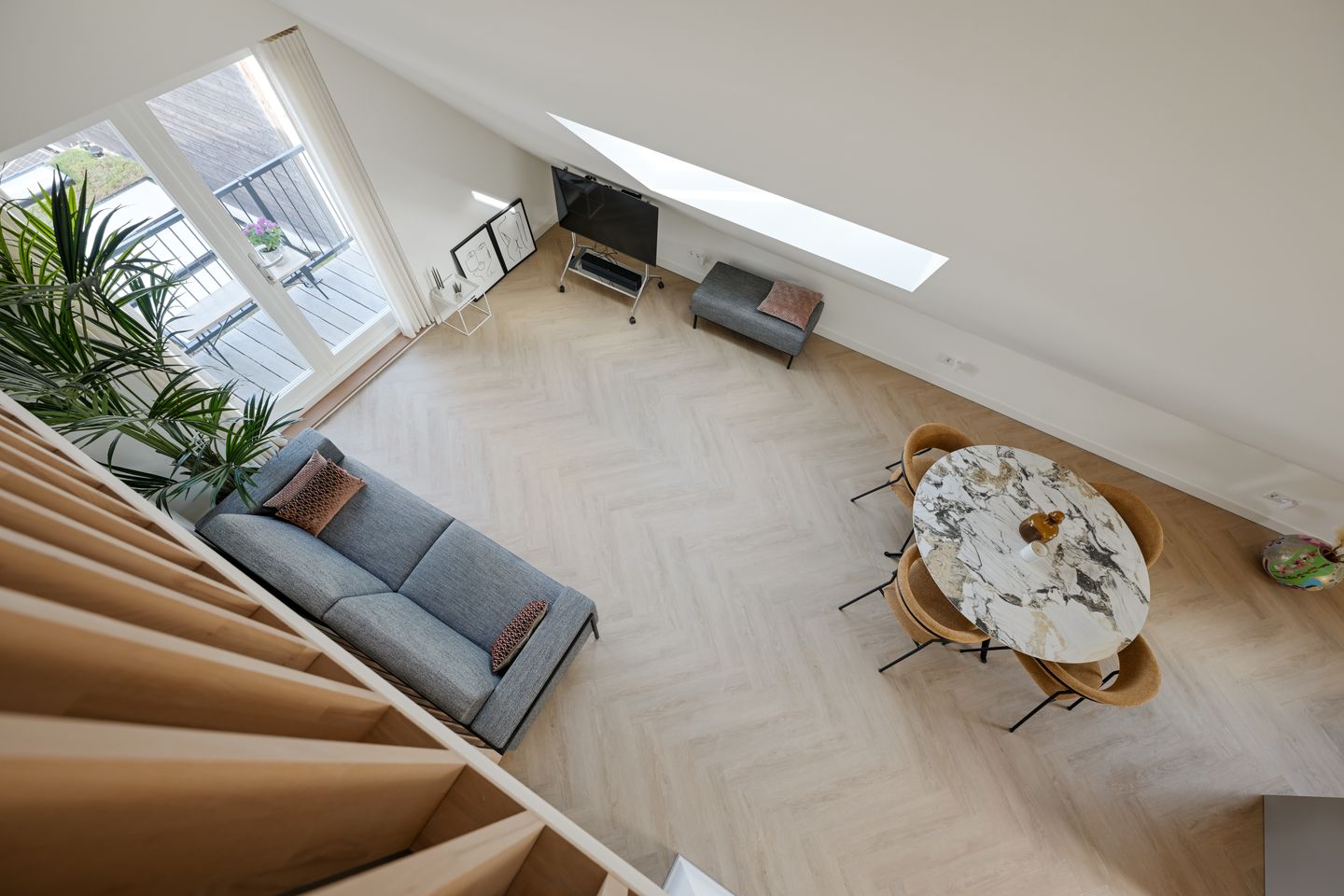 Photo 20 of Kennemerstraat 3-B