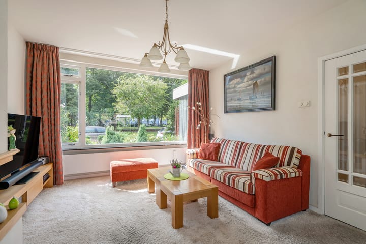 Tussenwoning te koop: Abraham Lincolnlaan 3, Rijswijk (Zh)