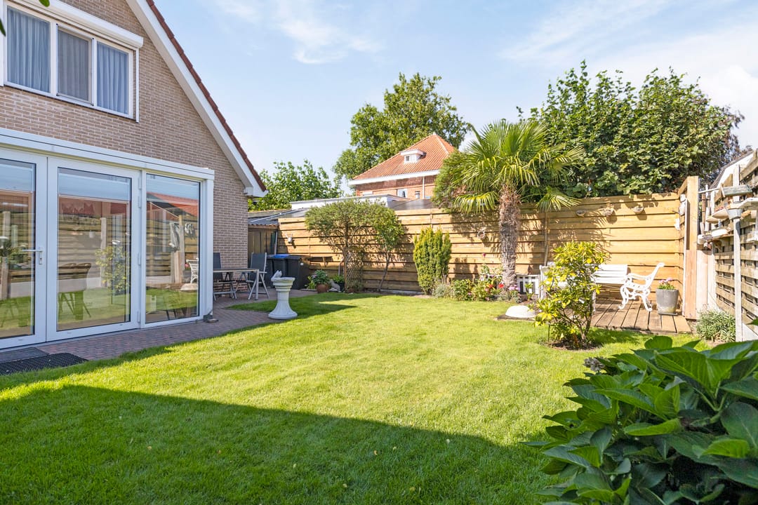 Photo 31 of Prins Hendrikstraat 1-A