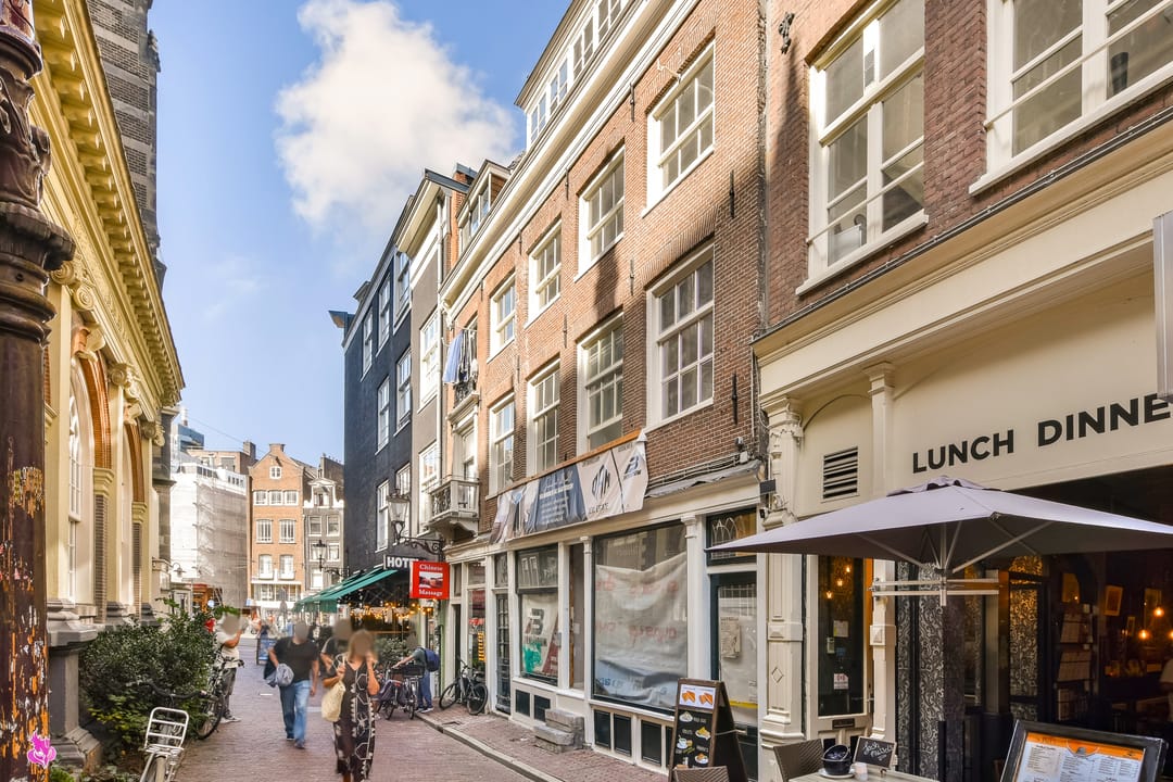 Photo 1 of Gravenstraat 70
