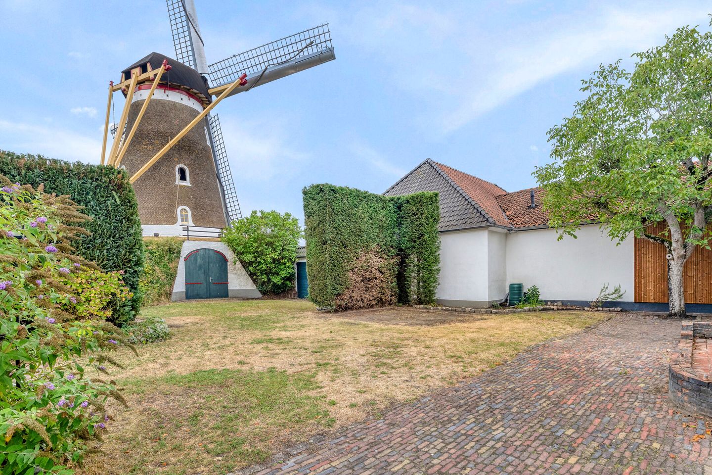 Photo 4 of Oude Bredaseweg 19