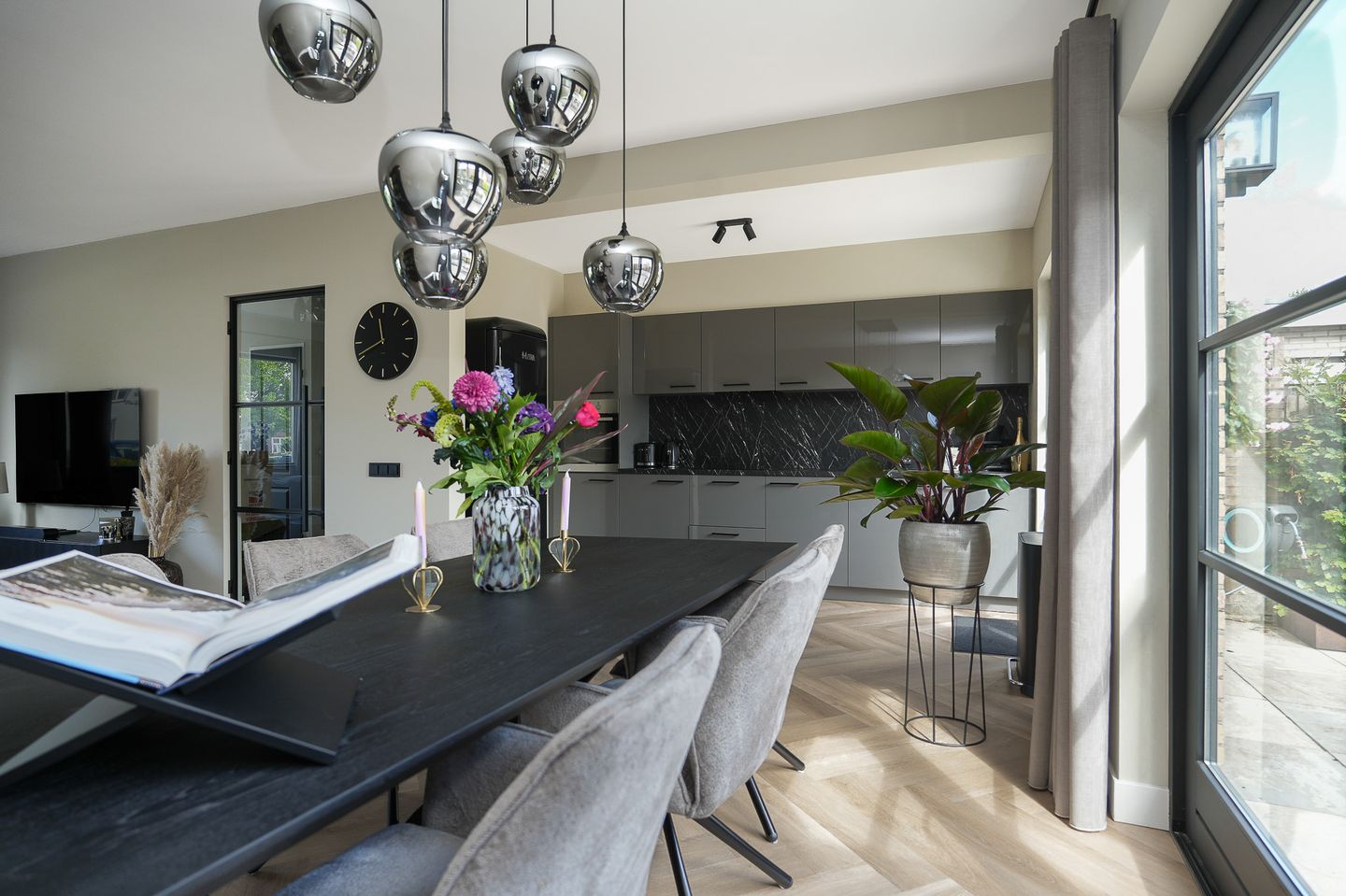 Photo 14 of Hoedenmakersstraat 23