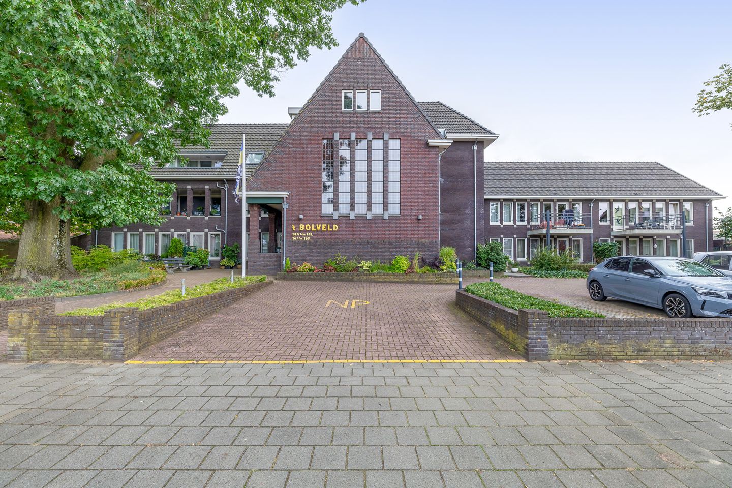 Foto 1 van Schoolstraat 14-H