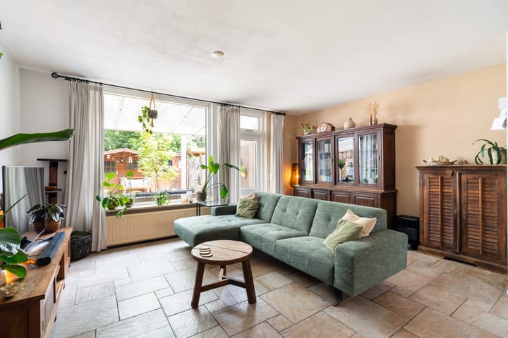 Tussenwoning te koop: Keverberg 26, Weert