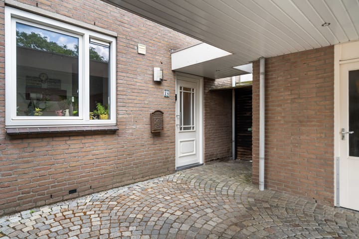 Tussenwoning te koop: Keverberg 26, Weert
