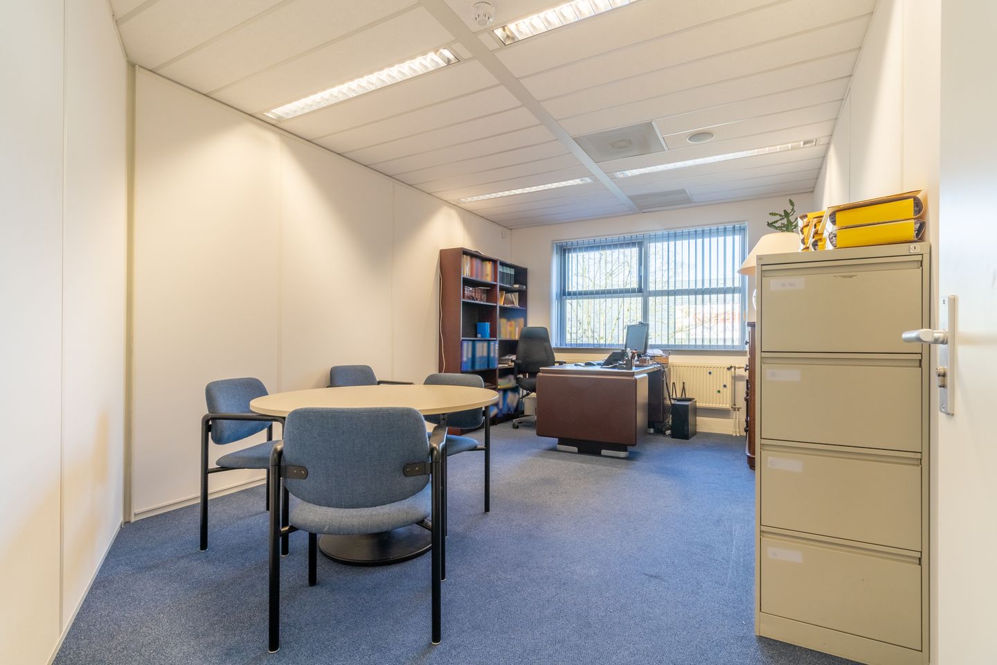 Bekijk foto 3 van Molenlaan 63