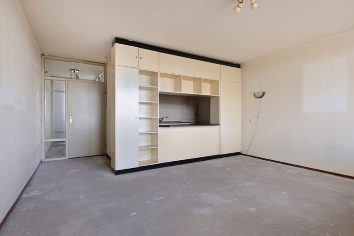 Photo 4 of Gerard Dousingel 86