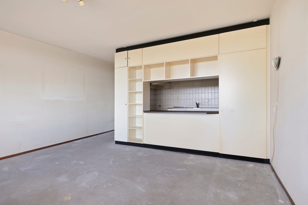 Photo 7 of Gerard Dousingel 86