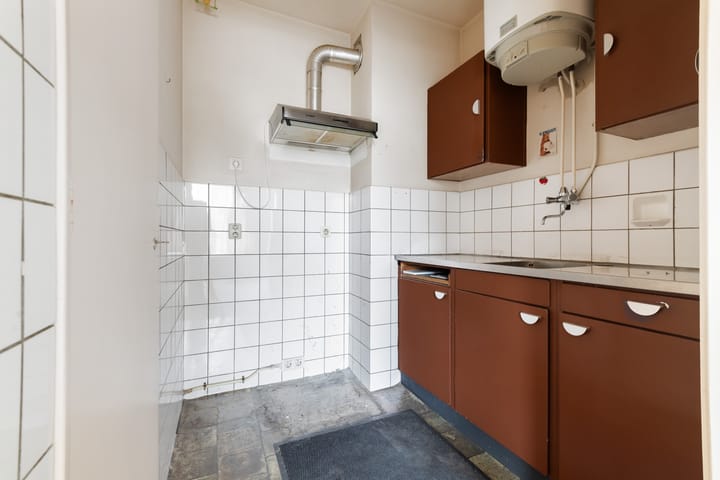 Studio te koop: Granadoslaan 138, Rotterdam