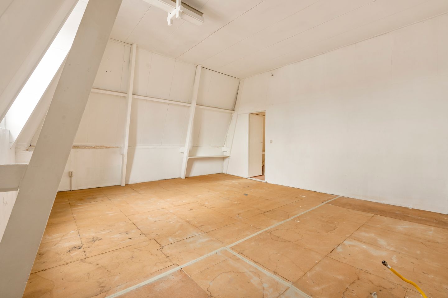 Photo 19 of Saxenburgerstraat 2-A2
