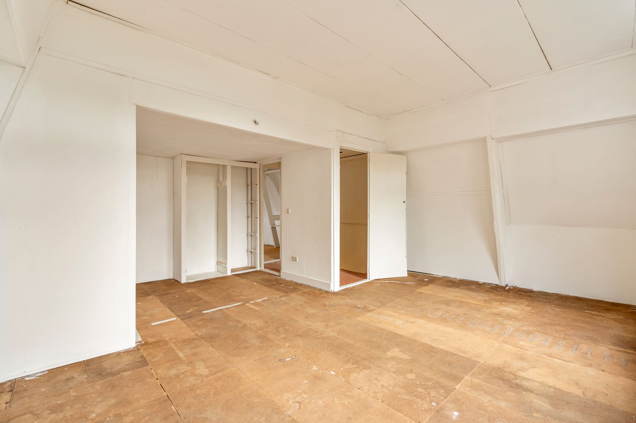 Photo 24 of Saxenburgerstraat 2-A2