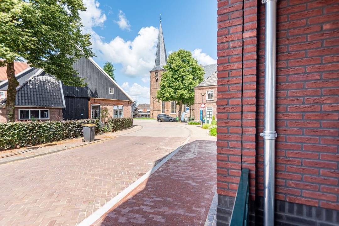 Photo 2 of Raadhuisstraat 9