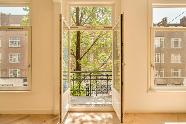 Appartement te koop: Tweede Helmersstraat 8-2, Amsterdam