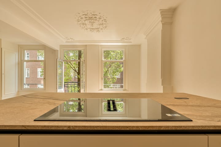 Appartement te koop: Tweede Helmersstraat 8-2, Amsterdam
