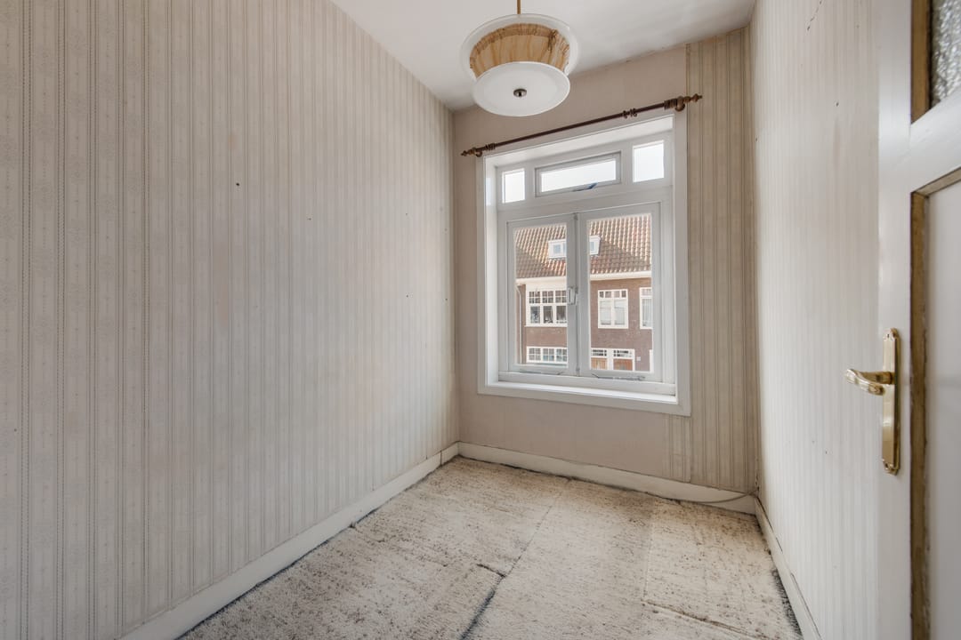 Photo 11 of Teding van Berkhoutstraat 73