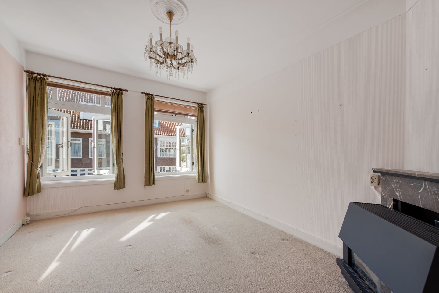 Photo 5 of Teding van Berkhoutstraat 73