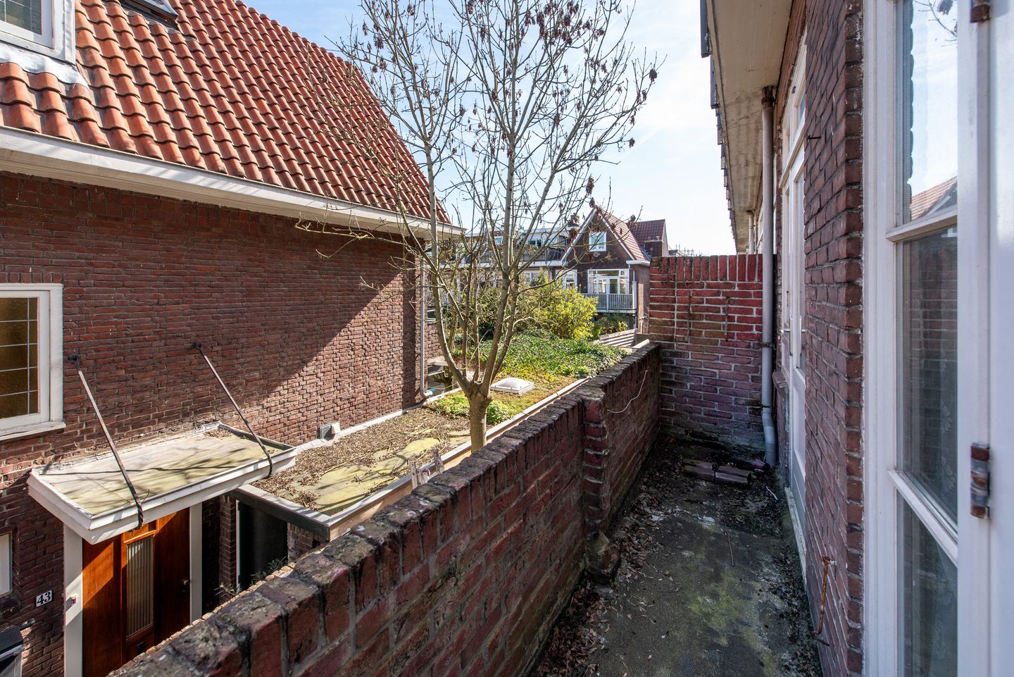 Photo 19 of Teding van Berkhoutstraat 73
