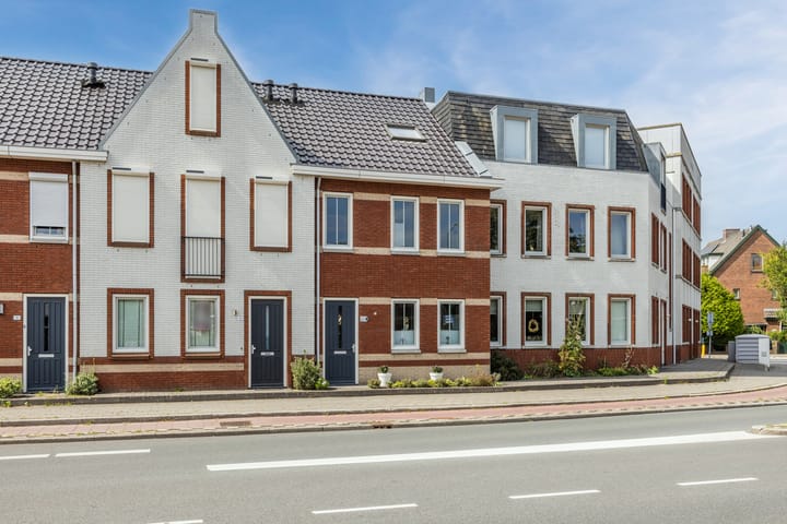 Tussenwoning te koop: Geversstraat 8, Oegstgeest