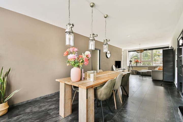 Appartement te koop: Uiverhof 2, Beverwijk