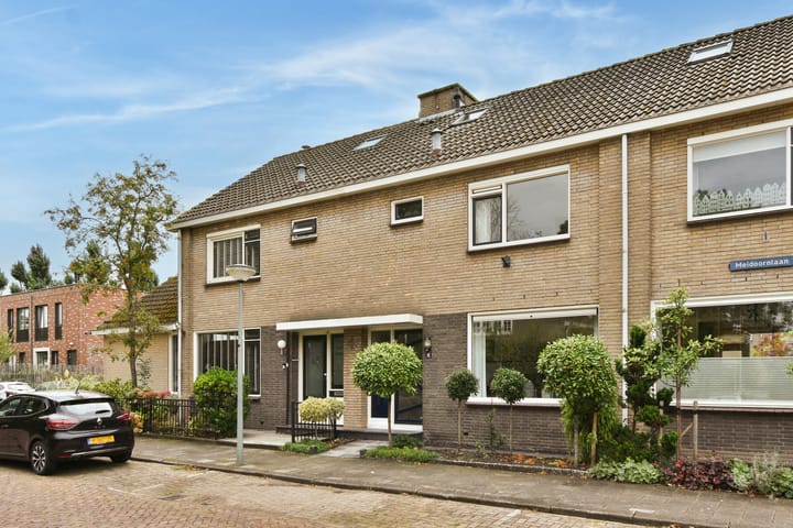 Tussenwoning te koop: Meidoornlaan 43, Dordrecht