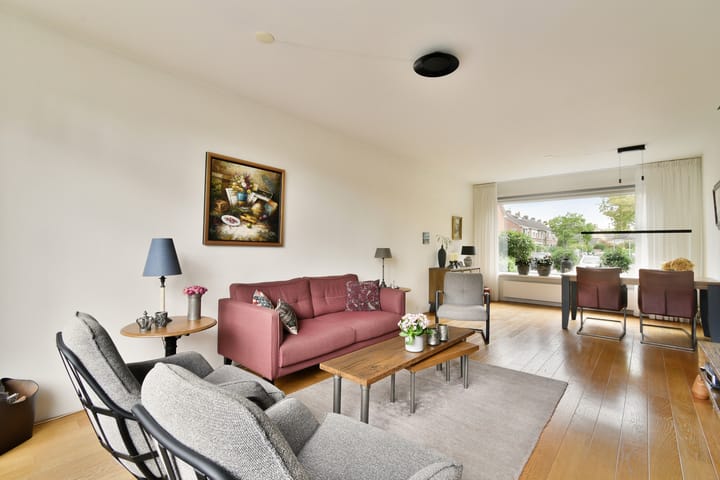 Tussenwoning te koop: Meidoornlaan 43, Dordrecht