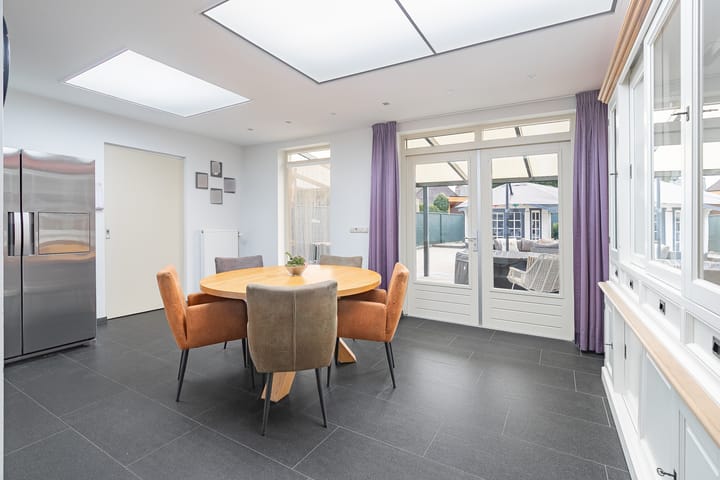 Tussenwoning te koop: Dirgelen 59, Stein