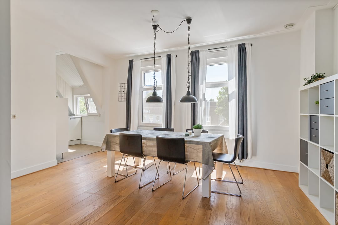 Photo 2 of Bosboomstraat 6-B