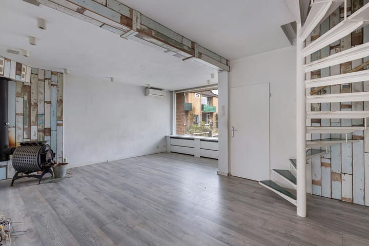 Hoekwoning te koop: Sloep 56, Huizen