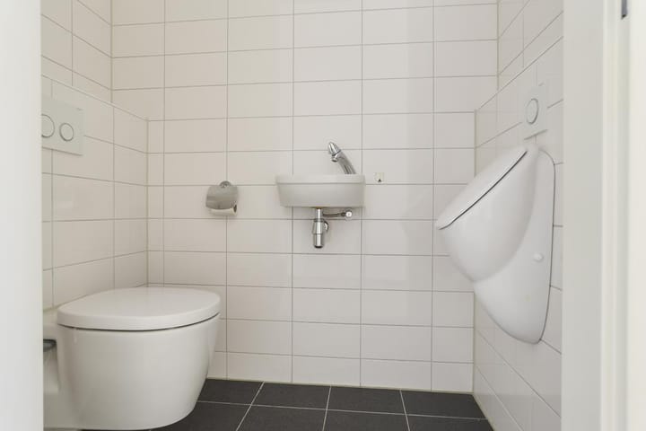 Appartement te huur: Piusplein 28-10, Tilburg