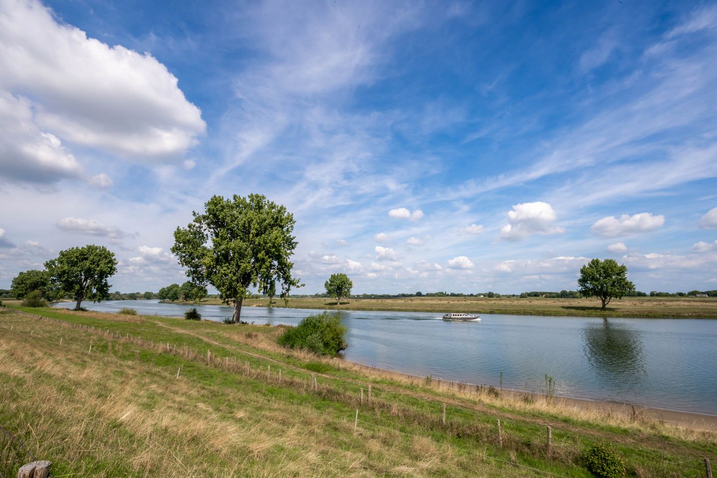 Foto 40 van Lithse Dijk 96