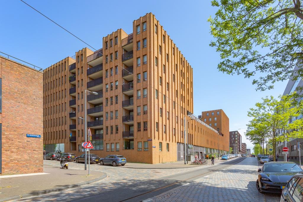 Photo 30 of Eva Besnyöstraat 37