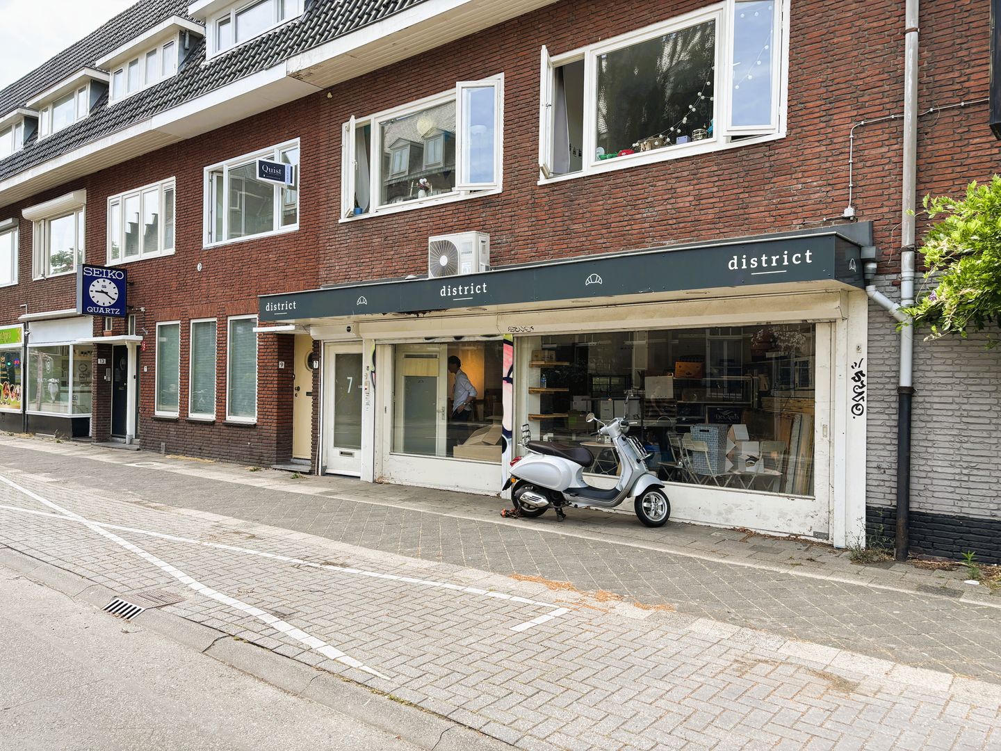 Bekijk foto 1 van Jan van Scorelstraat 7