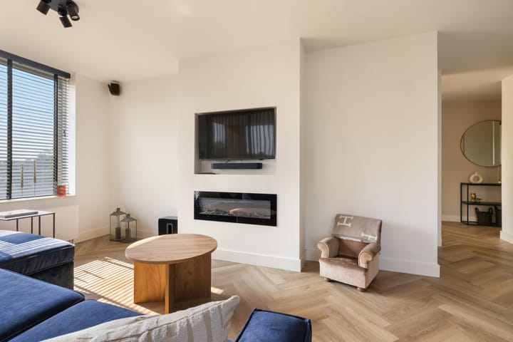 Appartement te koop: Hermelijnvlinder 195, Diemen