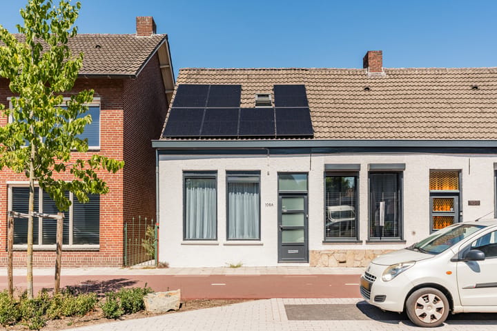 Twee-onder-één-kap te koop: Dommelseweg 108A, Valkenswaard