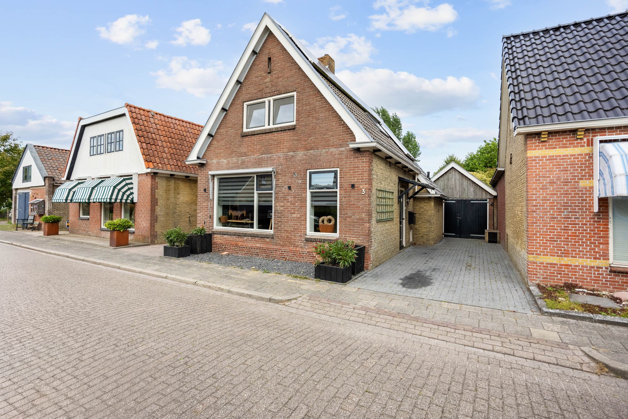 Foto 45 van Zevenhuisterweg 3