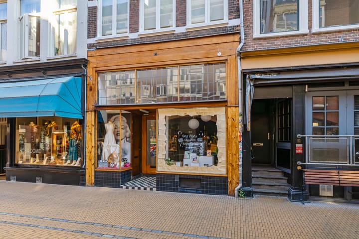 Photo 5 of Zwanestraat 5-A