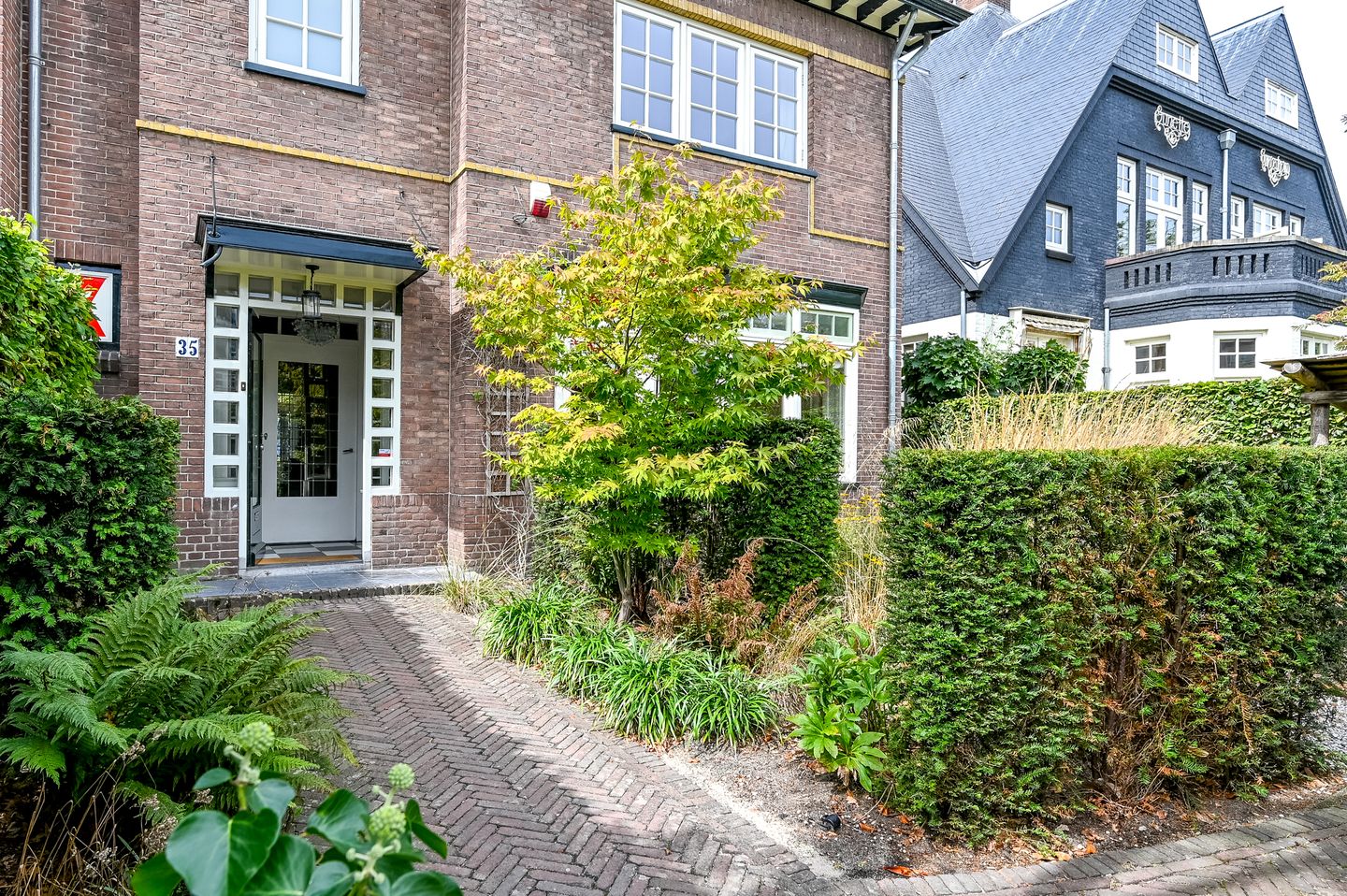 Photo 4 of Bronsteeweg 35
