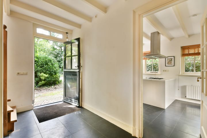 Vrijstaande woning te koop: Straatweg 189, Breukelen