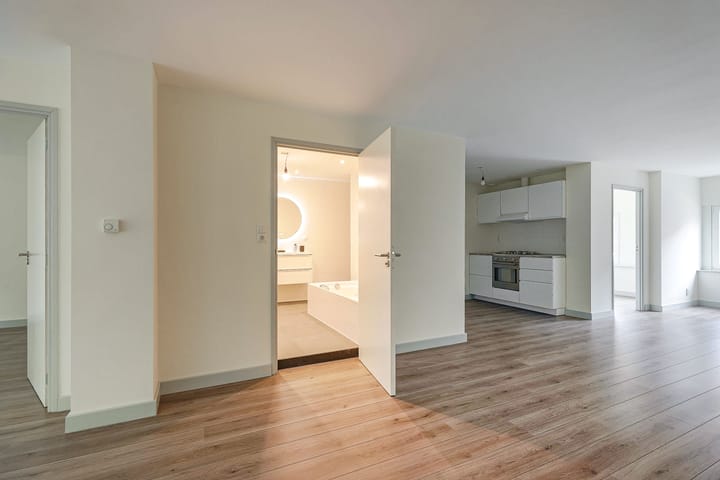 Appartement te koop: Kometensingel 114H, Amsterdam