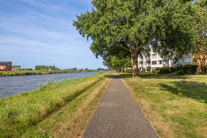 Appartement te koop: Nijlânsdyk 129, Leeuwarden