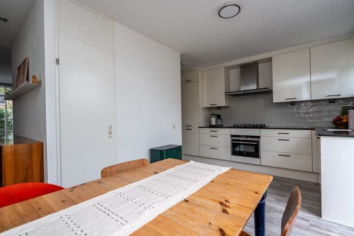 Tussenwoning te koop: Granpré Molièreweg 7, Groningen