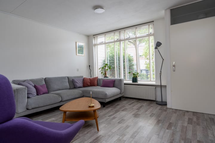 Tussenwoning te koop: Granpré Molièreweg 7, Groningen