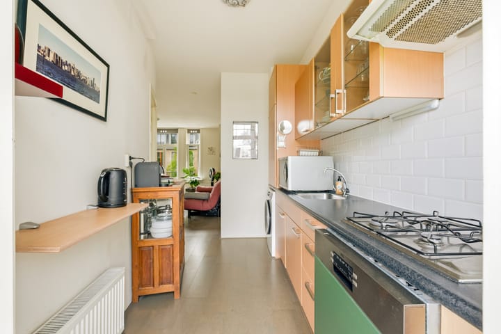 Studio te koop: Molukkenstraat 57-3, Amsterdam