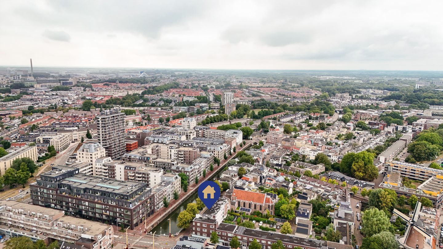 Foto 44 van Bemuurde Weerd O.Z. 52-C