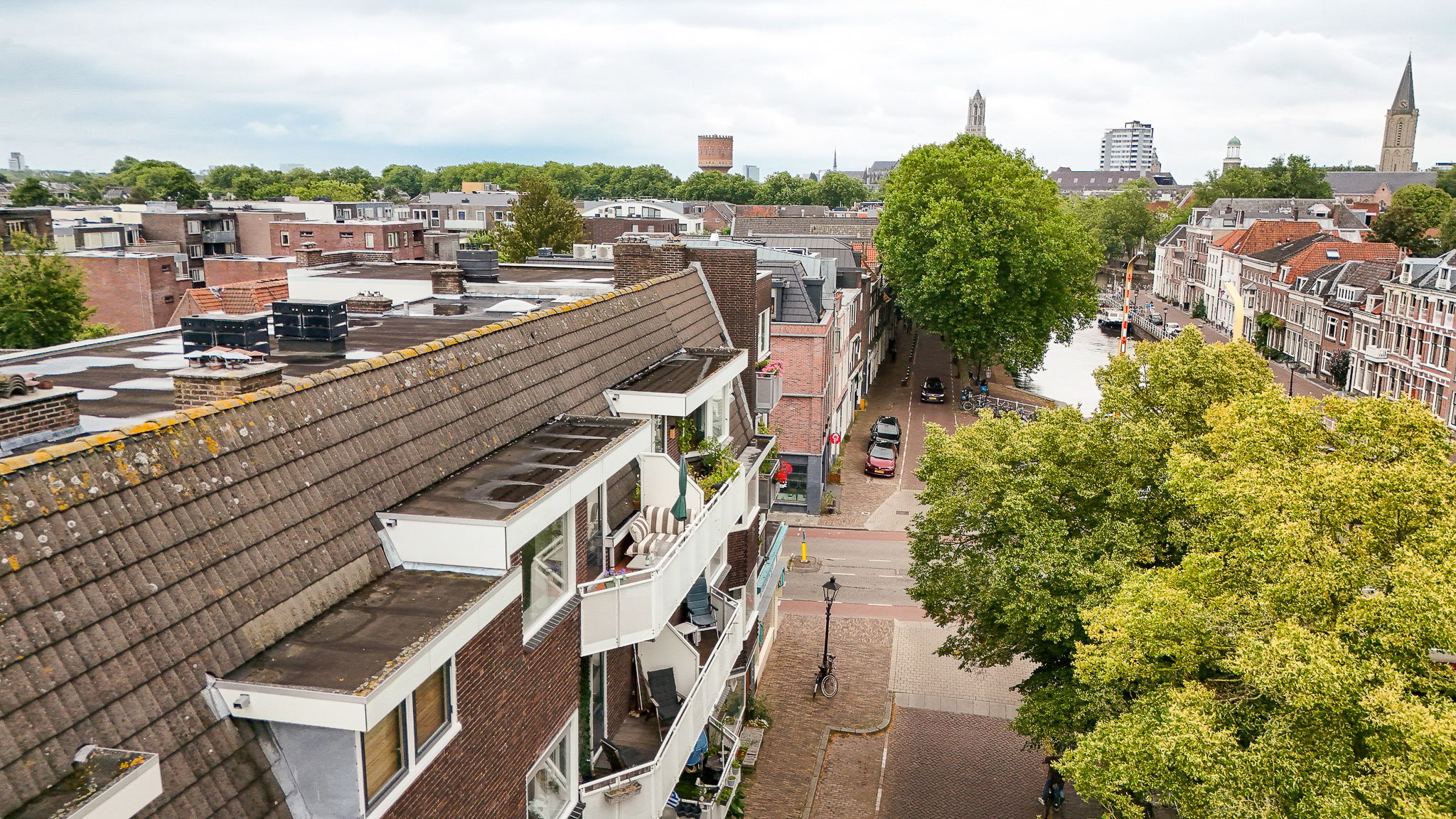 Foto 42 van Bemuurde Weerd O.Z. 52-C