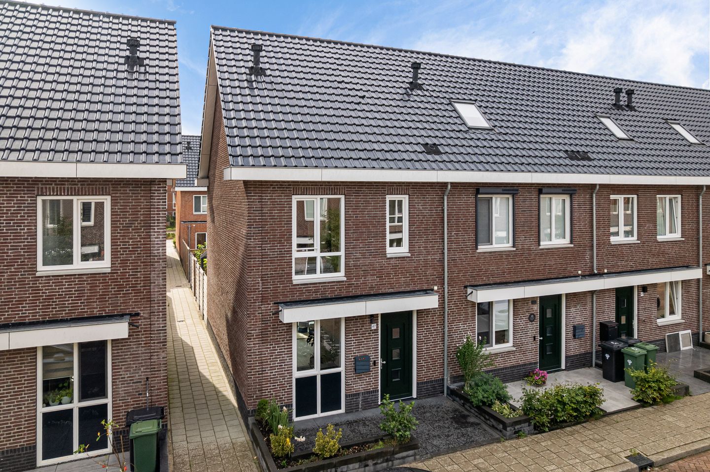 Foto 1 van Maria van Oosterwijckstraat 47
