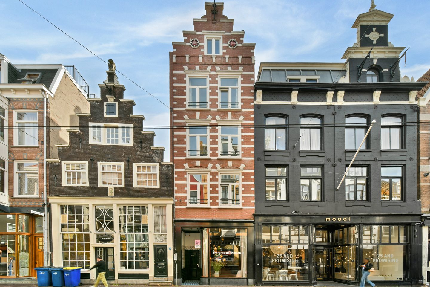 Photo 1 of Utrechtsestraat 143-2